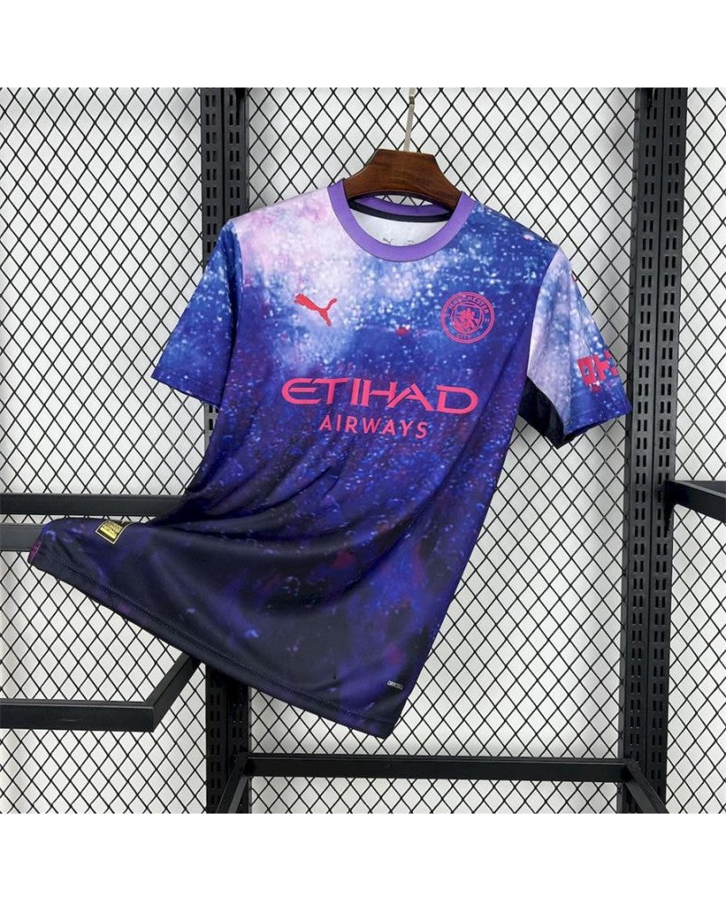 Maillot conceptuel violet Manchester City 2025/26