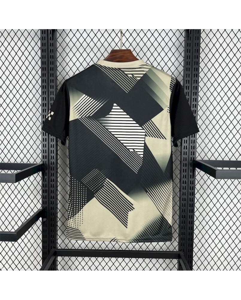 Maillot Manchester City 2025/26 version conceptuelle noir et bleu